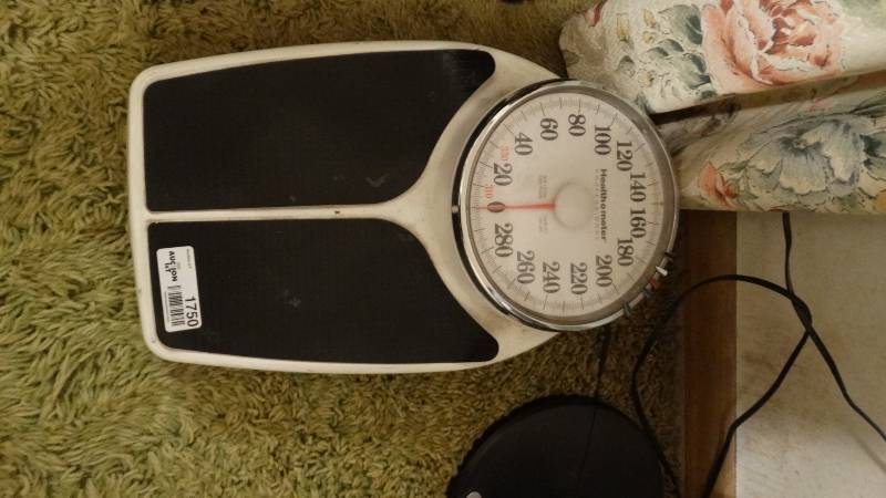 lot 1750 image: Health o meter perfessional scale.