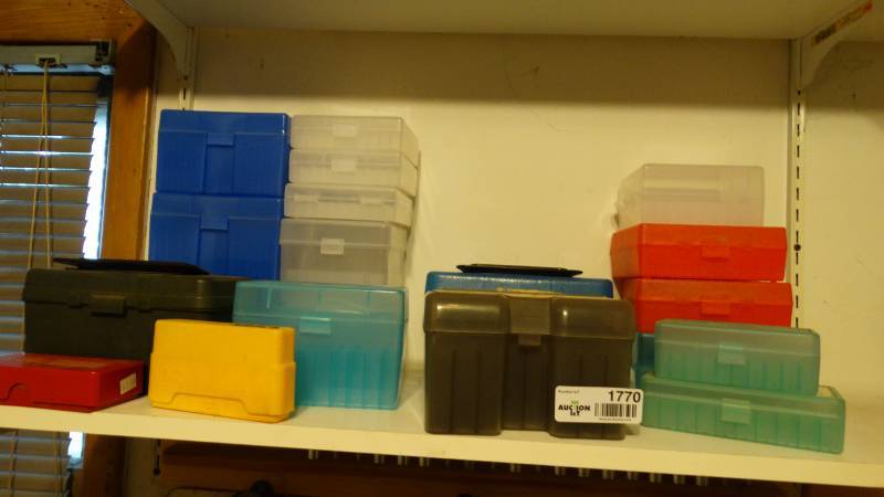 lot 1770 image: Plastic reload ammo containers