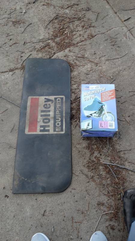 lot 1833 image: New in box motorcycle cover and fender cover.