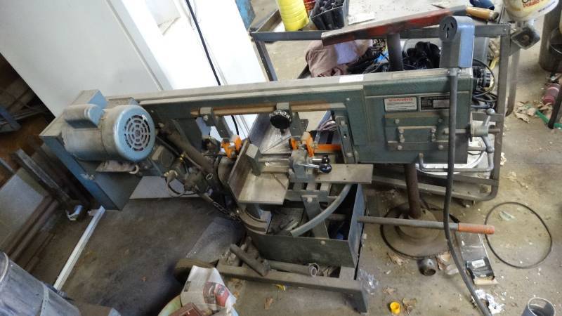 lot 1860 image: Ellis 1200 band saw horizontal mobile mitre on wheels