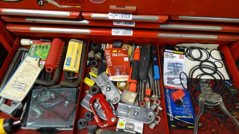 lot 1869 image: Allen wrenches, punches, O-rings, air attachments.
