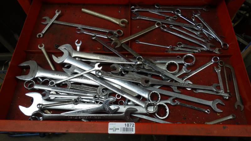lot 1872 image: Drawer of various size wrenches.