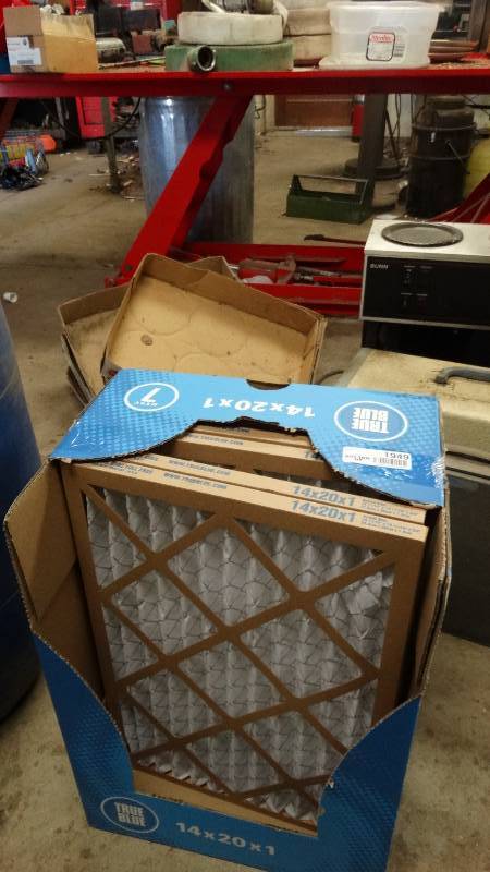 lot 1949 image: 7- Air filters, 14 x 20 x 1.