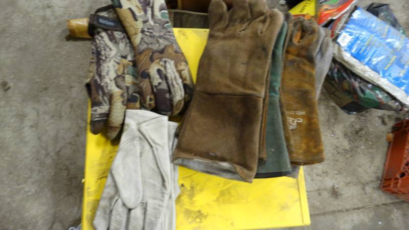 lot 1957 image: Assorted gloves.