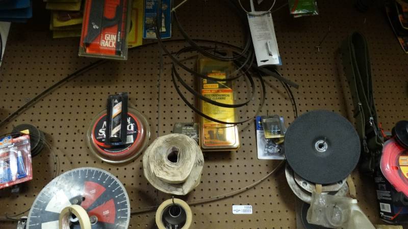lot 1958 image: Contents of pegboard.