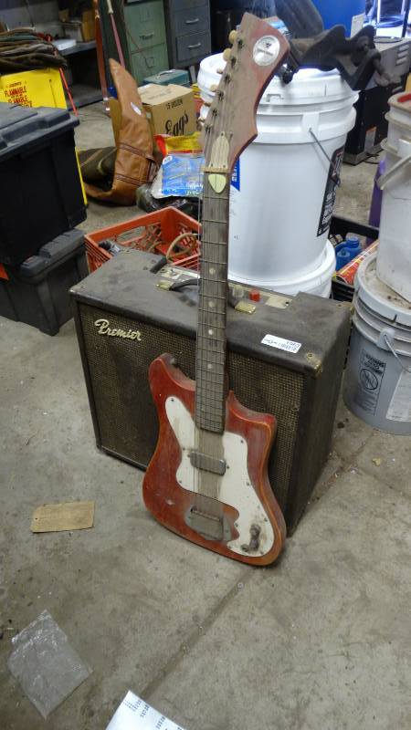 lot 1963 image: True tone guitar with premier amp.