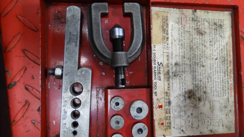 lot 5010 image: Snap-on TF-5 double flaring tool kit.
