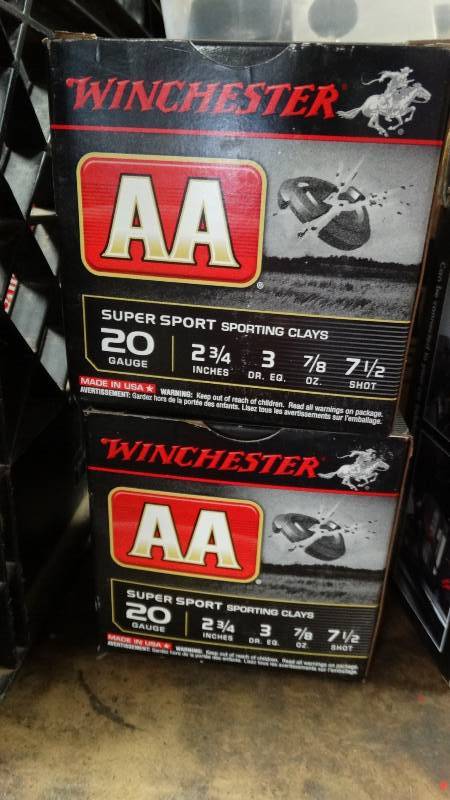 lot 5020 image: 2- Winchester AA12 g shotgun shells.
