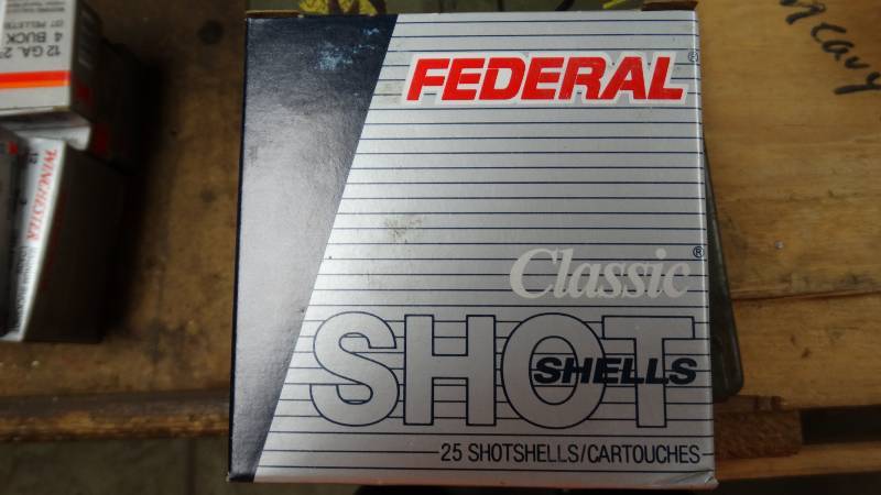 lot 5035 image: 10- federal classic shot shells boxes, 12 guage 1 18 oz shot, 7 12 shot.