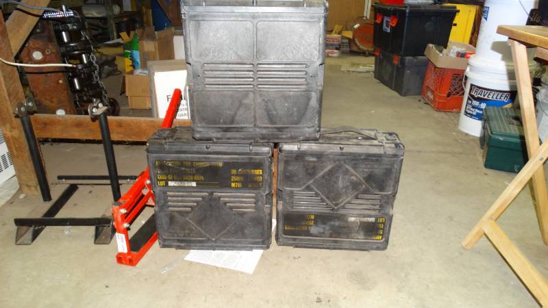lot 5047 image: 3 empty ammo boxes.