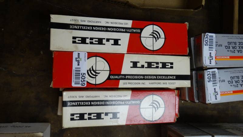 lot 5059 image: 6- Boxes of Lee bullet mold.
