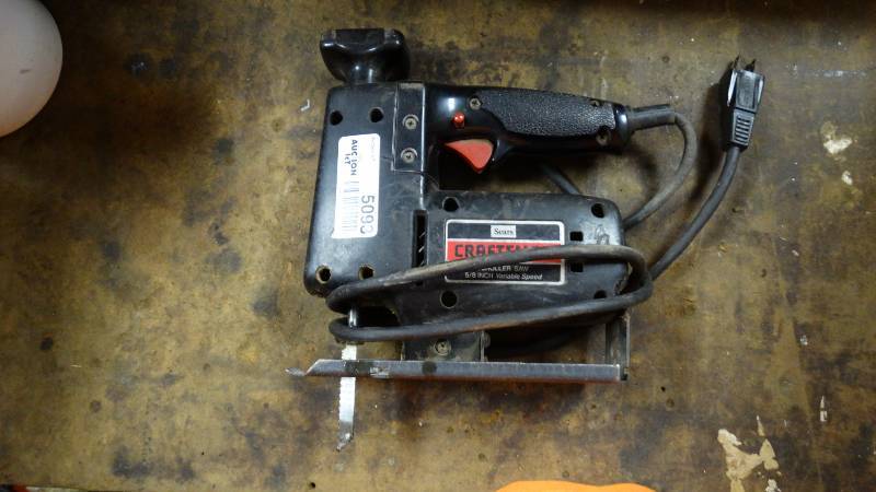 lot 5093 image: Craftsman scroll saw.
