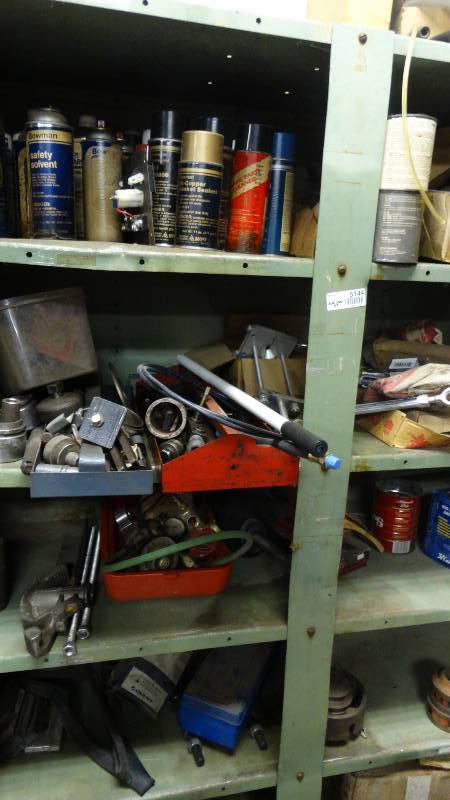 lot 5144 image: Shelf and contents.