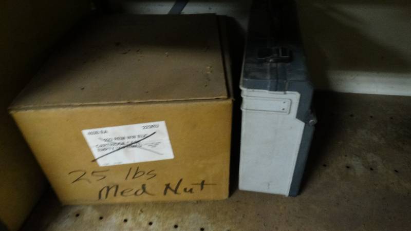 lot 5145 image: Contents of shelf, shelf not included.