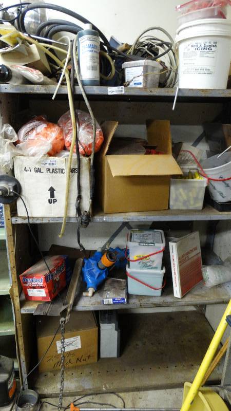lot 5146 image: Shelf NO contents.