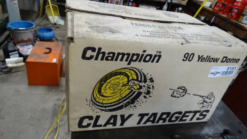 lot 5151 image: New case of 90 clay targets.