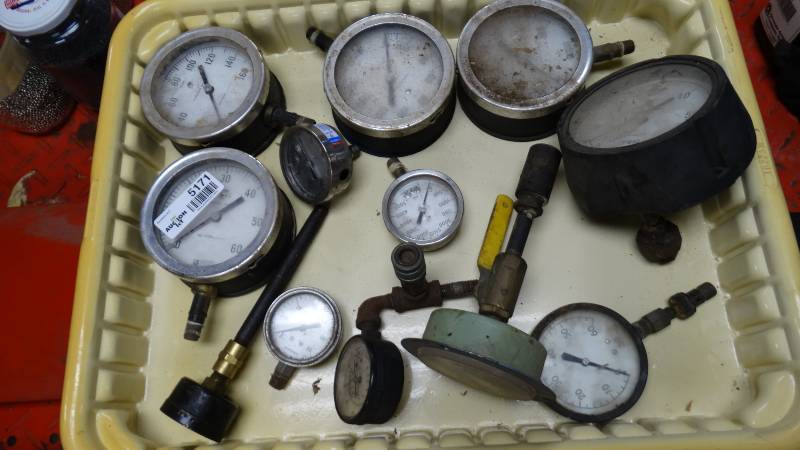 lot 5171 image: Lot of assorted gauges.
