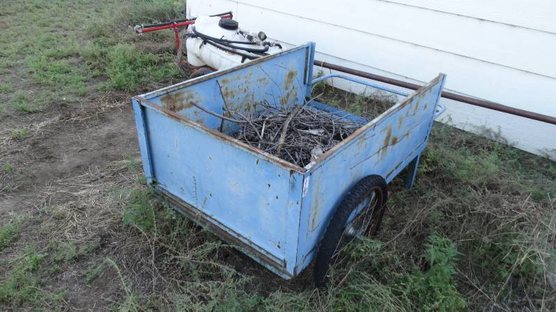 lot 5178 image: Yard cart.