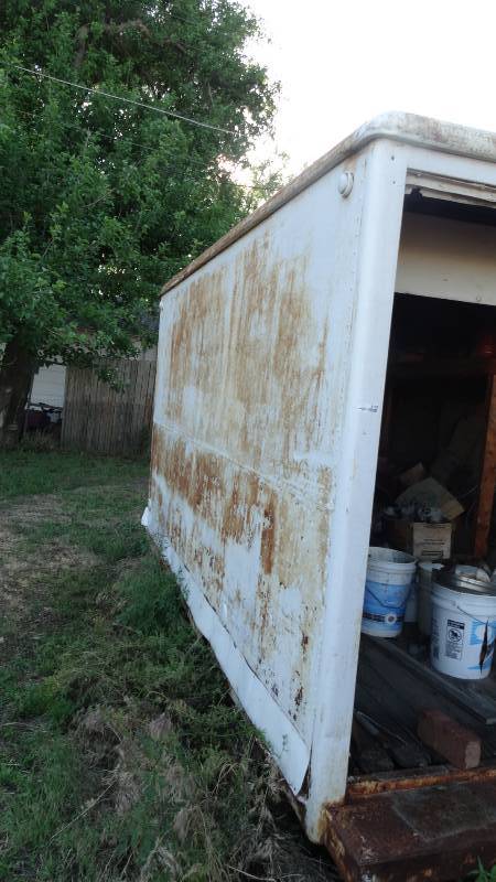 lot 5183 image: Storage box approximately 13ft long 8ft wide 90in. tall.