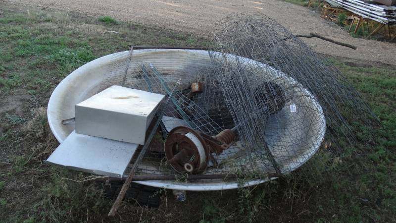 lot 5186 image: Lot of scrap.