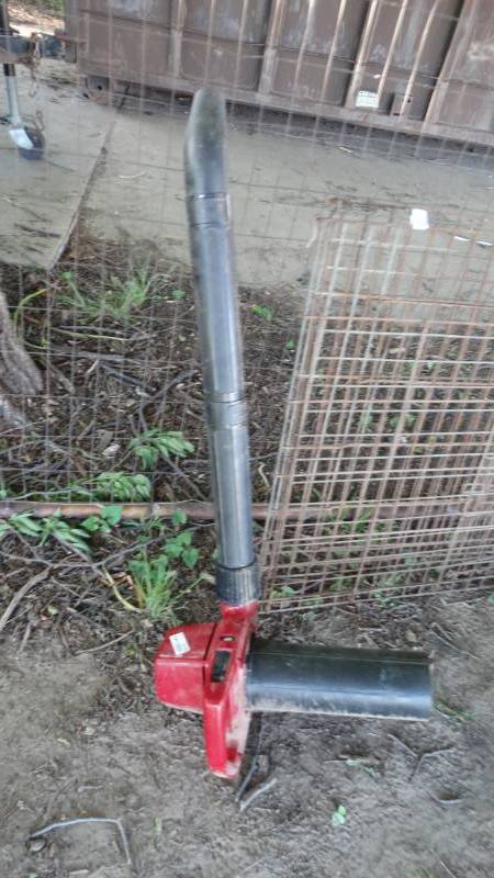 lot 5199 image: Toro electric blower