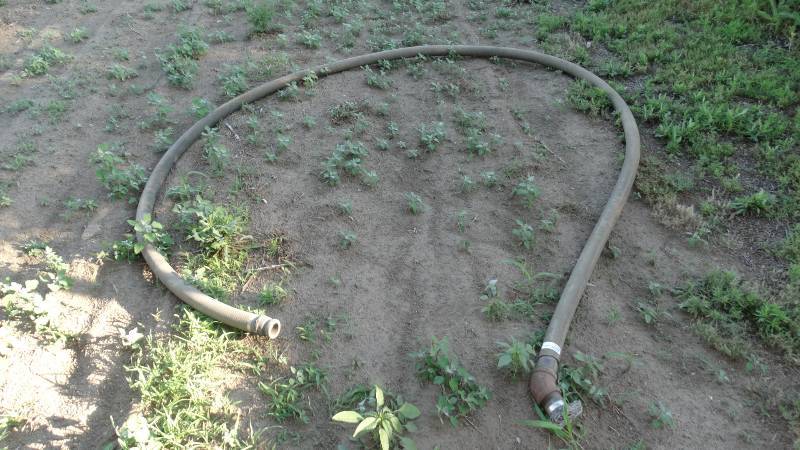 lot 5204 image: Big water hose.
