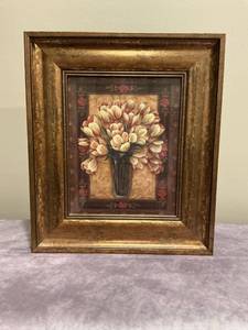 lot 47947 image: Wall Art Tulip Tapestry
