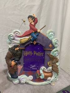 lot 47907 image: Harry Potter Book Collection