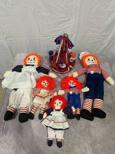 lot 47910 image: Raggedy Ann and Andy Collection