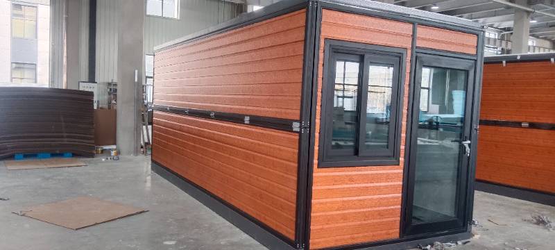 lot 13 image: Unused Suihe 20Ft Modular Office  Prefabricated & Foldable