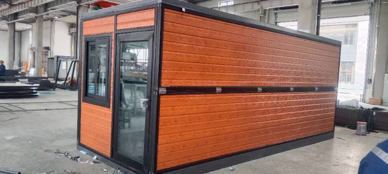 lot 14 image: Unused Suihe 20ft Modular Office  Prefabricated & Foldable