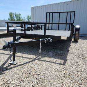 lot 201 image: Single Axle Utility Trailer with Diamond Plate Deck - 77 x 12