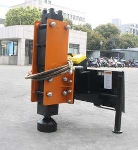 lot 2680 image: Unused Wolverine Skid Steer Post Pounder  PD-12-08D