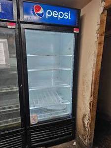 lot 7532 image: Commercial Pepsi Display Refrigerator Model G-26-C334B-HC 22.6 Cu Ft