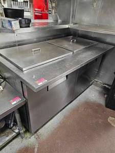 lot 7537 image: True TSSU-60-24M Commercial Refrigerated Prep Table