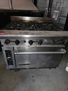 lot 7557 image: American Range 6-Burner Commercial Gas Range with Convection Oven