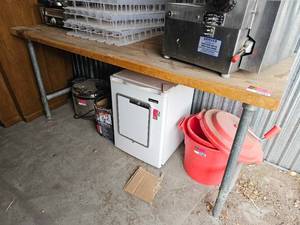lot 7563 image: Butcher prep table - 30 x 72