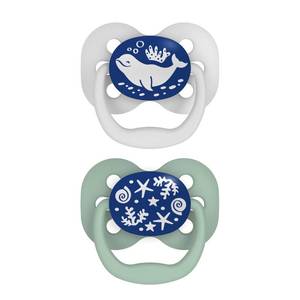 lot 6344 image: Dr. Browns Advantage Glow-in-the-Dark Baby Pacifier, Fully Symmetrical Soother with Soft Silicone Bulb, Blue Ocean, 0-6m, BPA Free, 2 Pack