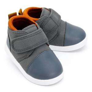 lot 8337 image: ikiki Squeaky Shoes for ToddlersLittle Kids (Solid Color, Gray, Size 6)