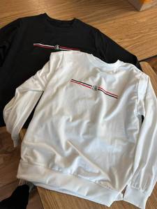 lot 8496 image: 2 pack mens lightweight long sleeve sweatshirts