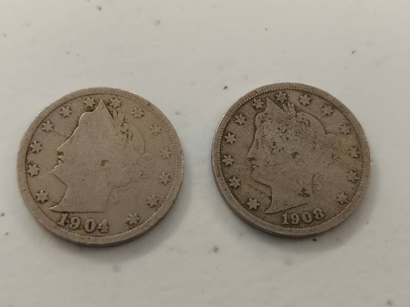 lot 18 image: lot of two Liberty Head V Nickel Coins 1904 and 1908