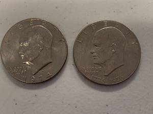 lot 308 image: Lot of 2 Eisenhower dollar coins 1974 bicentennial 1776-1976