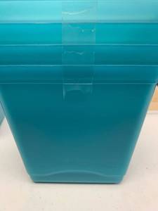lot 334 image: storage baskets green four count