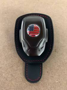 lot 358 image: Sunglass Holder, Genuine Leather Magnetic Glasses Hanger Mount Holder American flag