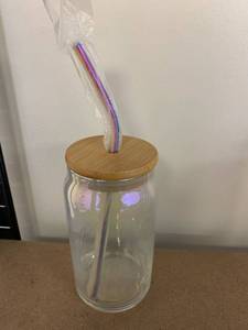 lot 361 image: Ufrount Beer Glasses with Lids,16oz Drinking Glass Cups with Bamboo Lid and Straw,Iridescent Beverage Glasses Cute Beer Glass Tumbler for Juice,Cocktail,Kitchen or Party