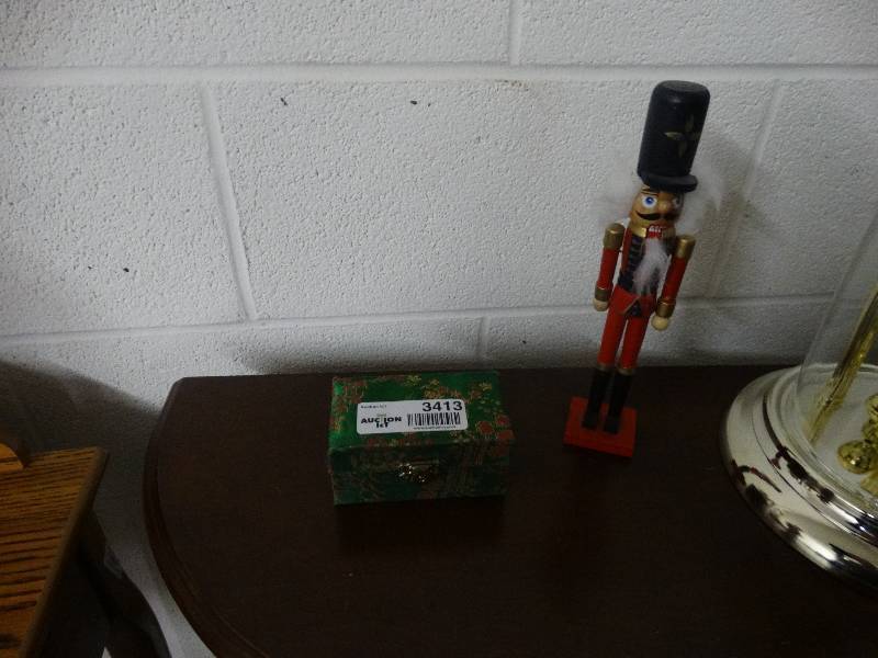 lot 3413 image: Chinese stress relief balls in box & small nutcracker