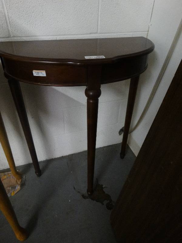 lot 3415 image: Half round decorative table