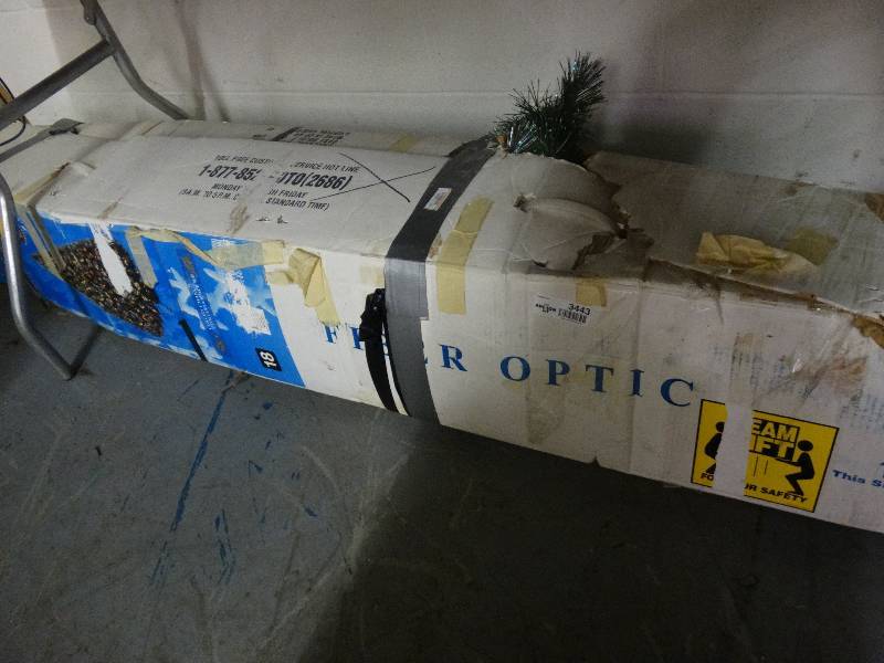 lot 3443 image: 7ft fiber optic Christmas tree in box