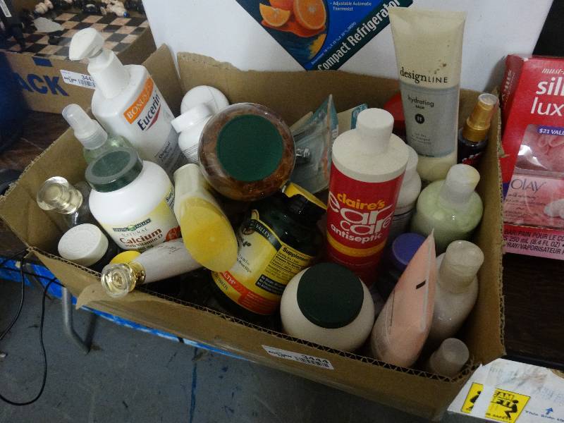 lot 3444 image: Lot of various HBA items