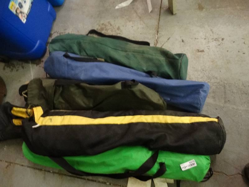 lot 3470 image: 5 folding camp chairs